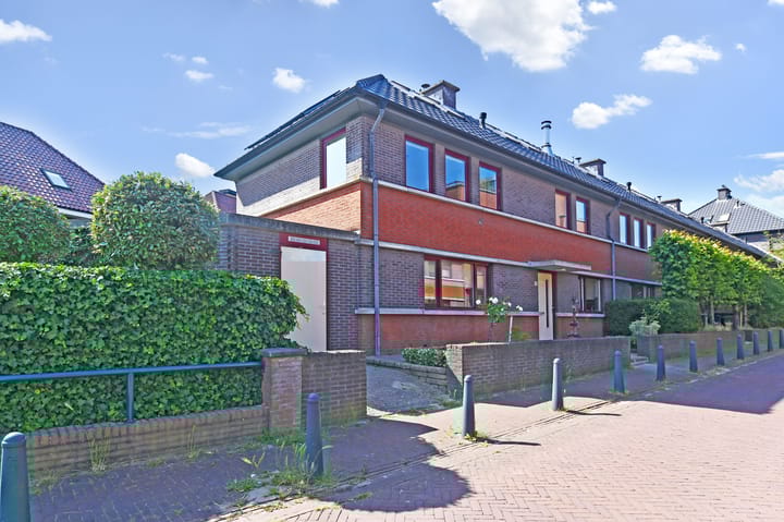 Luchtenburglaan 19