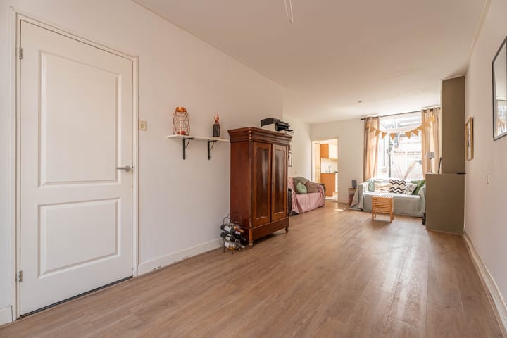 Foto 2 van Bloemstraat 6