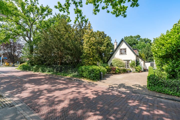 Foto 70 van Van Merlenlaan 44