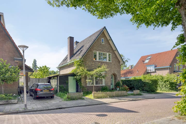 Foto 44 van IJsbaanstraat 8