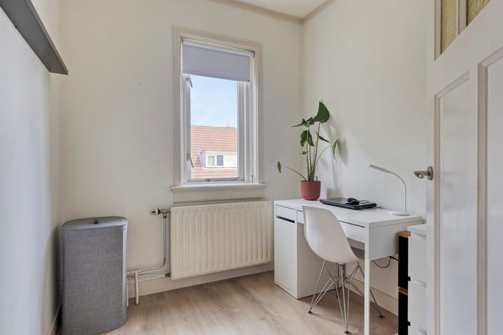 Foto 23 van Merelstraat 90