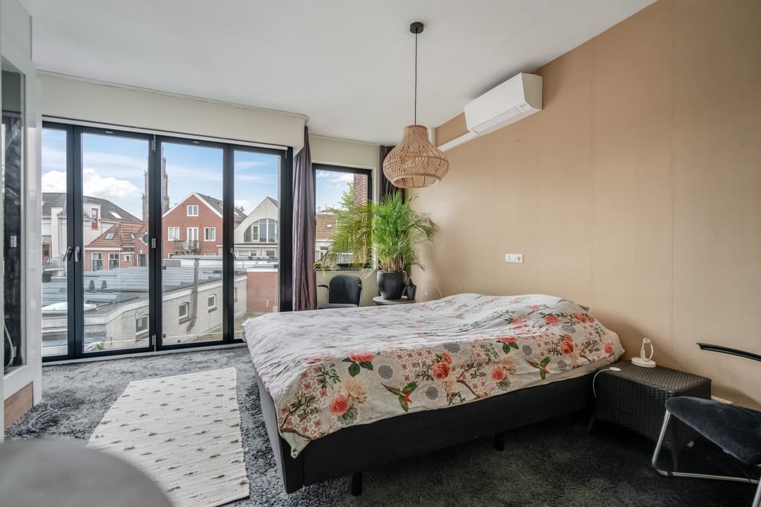 Photo 28 of Turfsingel 7-A