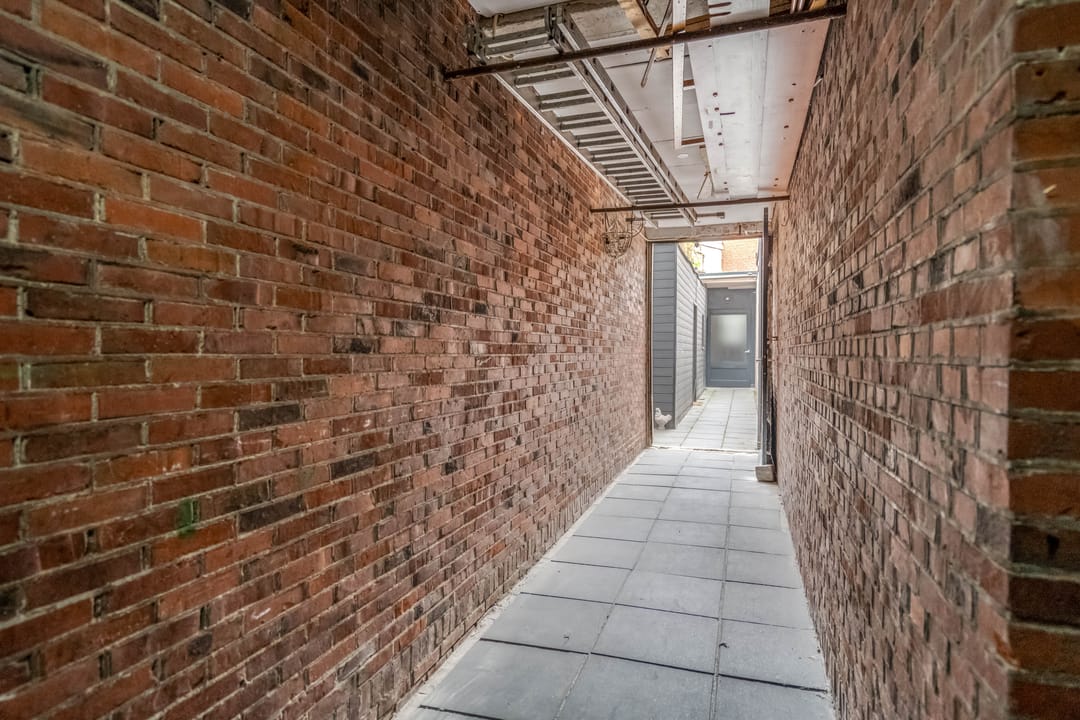 Photo 38 of Turfsingel 7-A