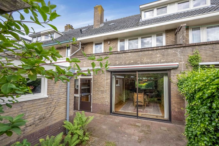 Foto 39 van Johan de Wittstraat 31