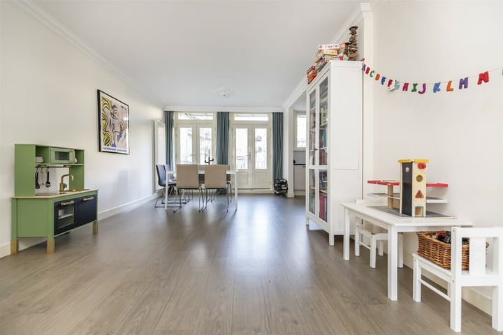 Photo 5 of Nassaukade 24-H