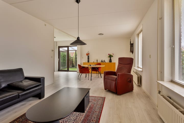 Foto 11 van Oksewei 84