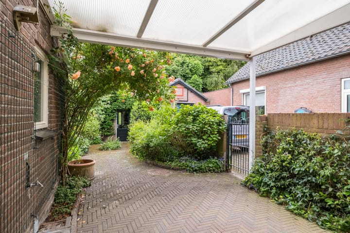 Foto 15 van Voorstraat 47