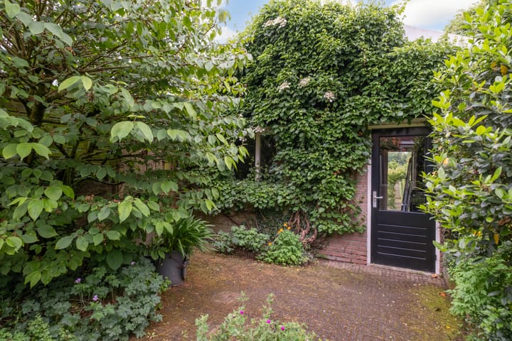 Foto 16 van Voorstraat 47