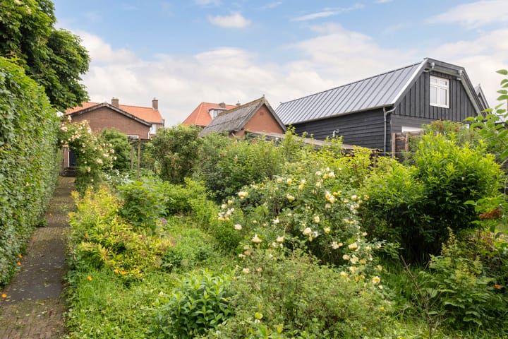 Foto 22 van Voorstraat 47