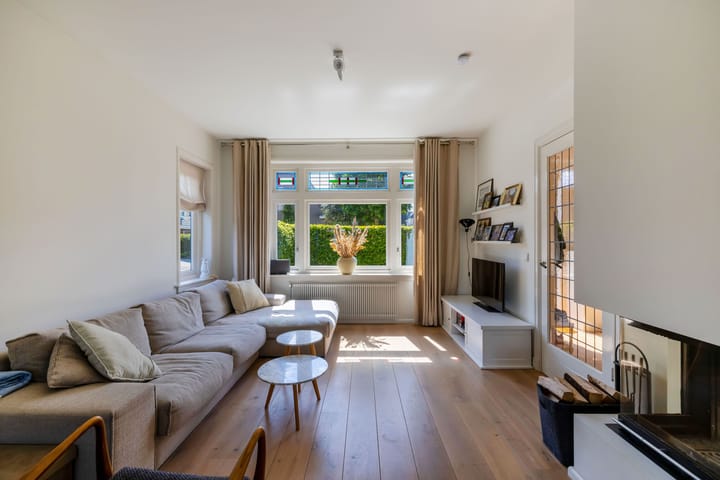 Photo 10 of Kortenaerstraat 10