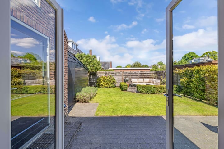 Photo 13 of Kortenaerstraat 10