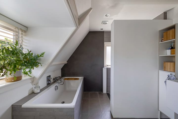 Photo 25 of Kortenaerstraat 10