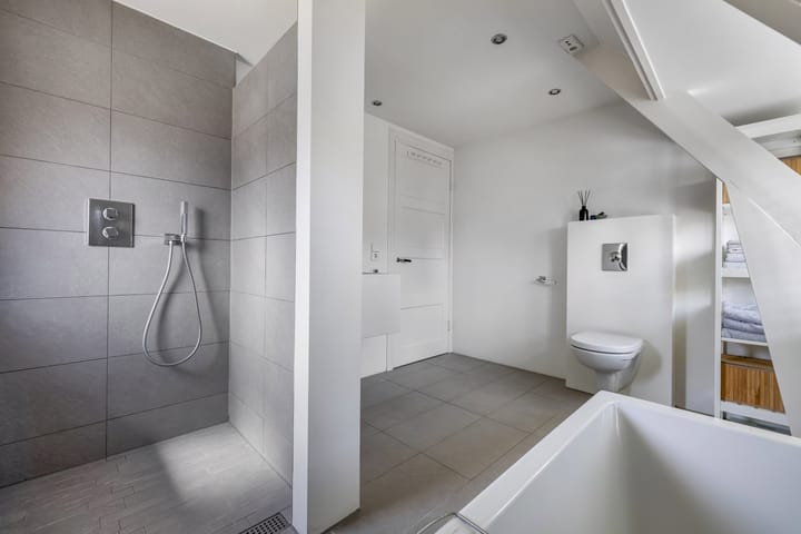 Photo 27 of Kortenaerstraat 10