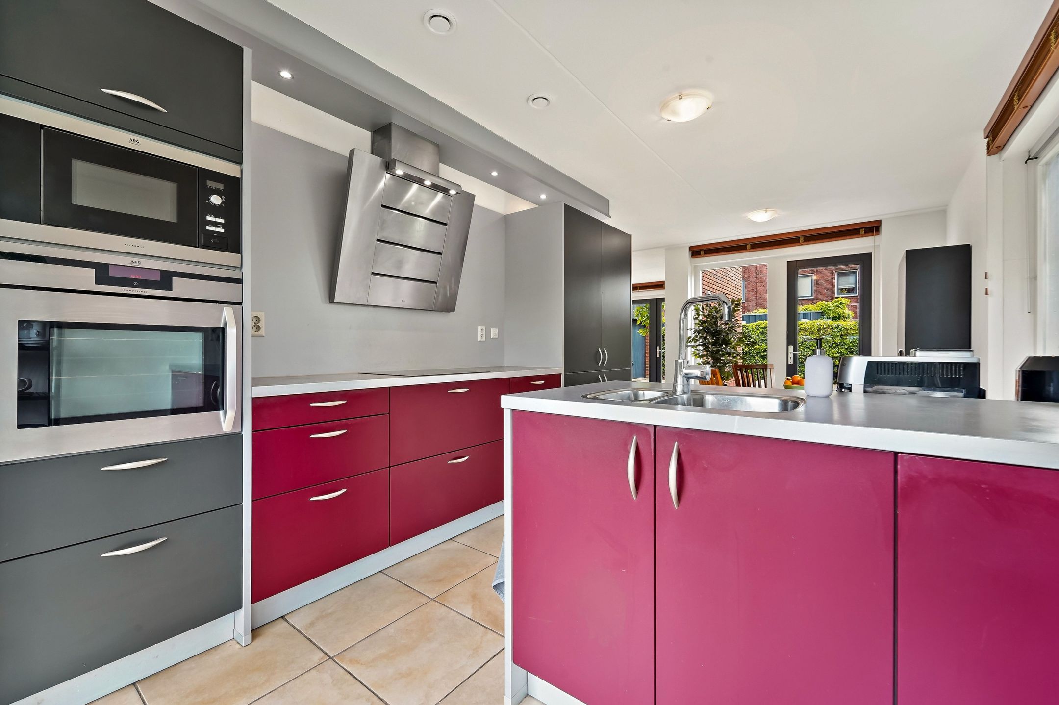 Foto 3 van Waterweegbree 36