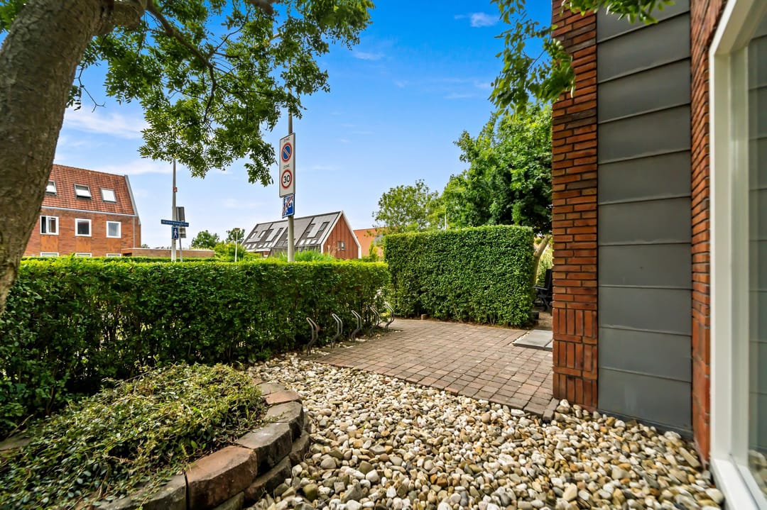 Foto 8 van Waterweegbree 36