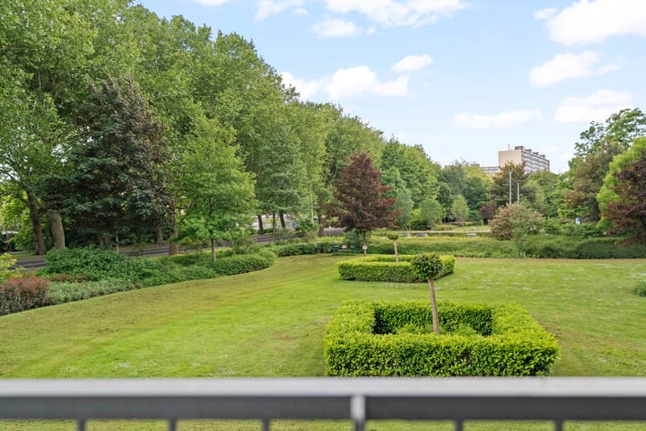 Foto 15 van Frederik van Eedenplaats 3