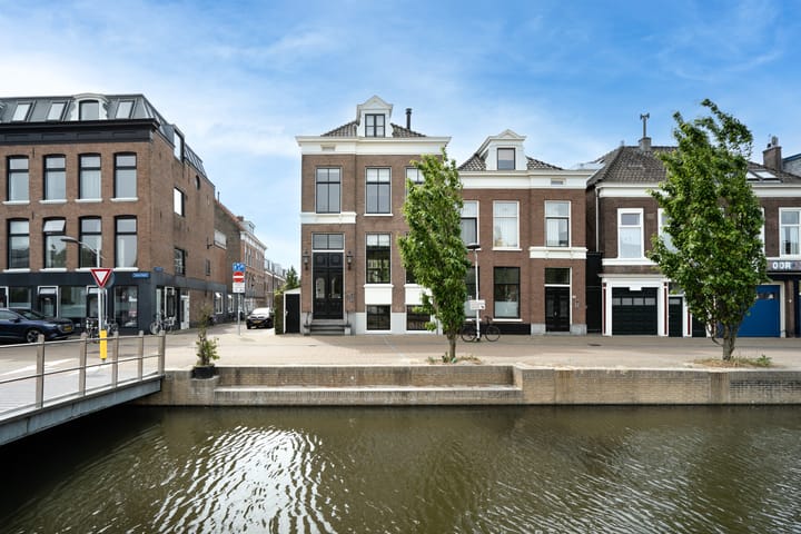 Spoorsingel 46