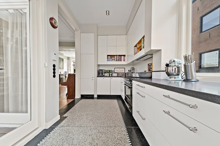 Photo 14 of Spoorsingel 46