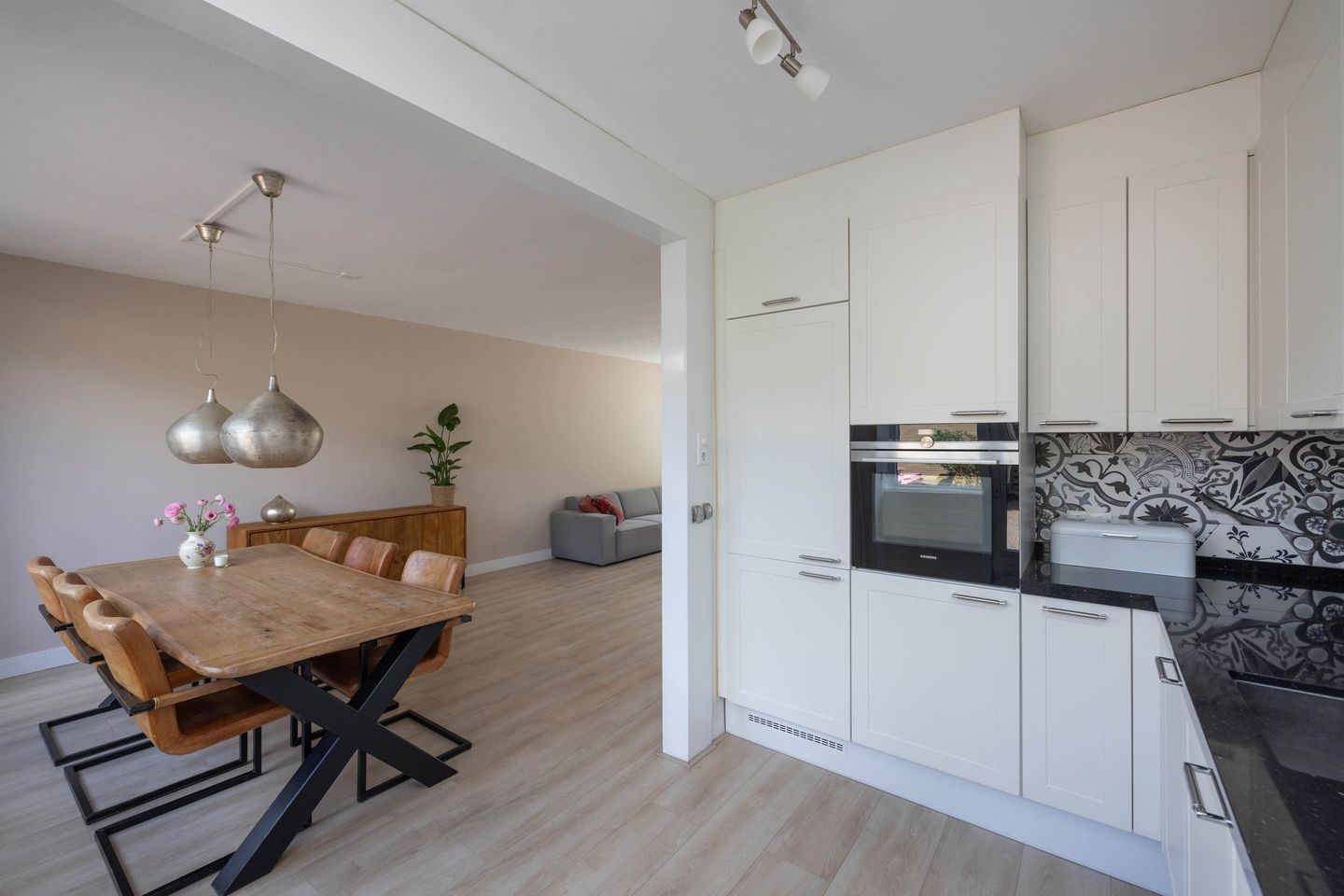 Foto 10 van Nico van Suchtelenstraat 11