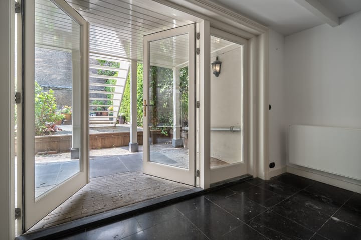 Photo 39 of Spoorsingel 46