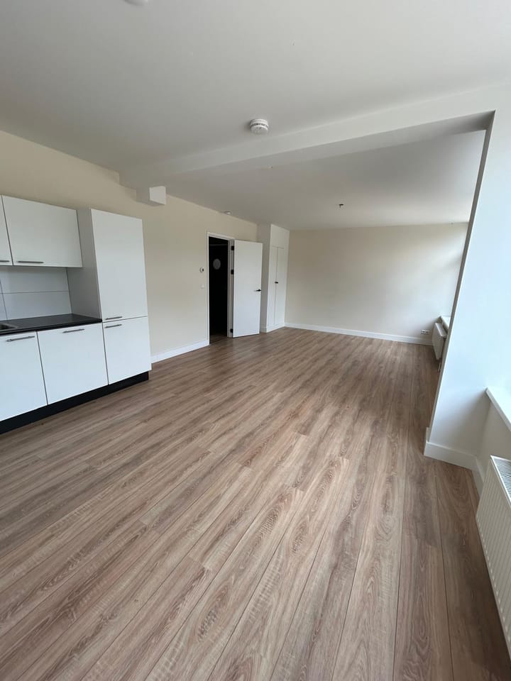 Foto 5 van Pleinweg 8-B