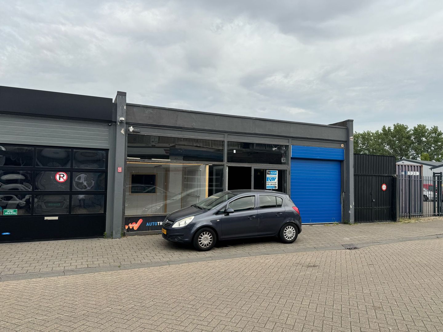 Bekijk foto 2 van 3e Industriestraat 2