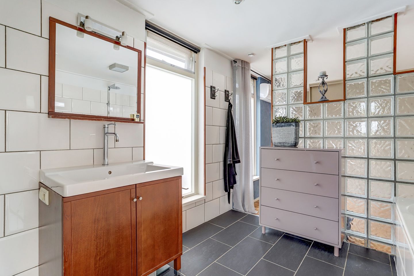 Foto 19 van Tiendweg 96