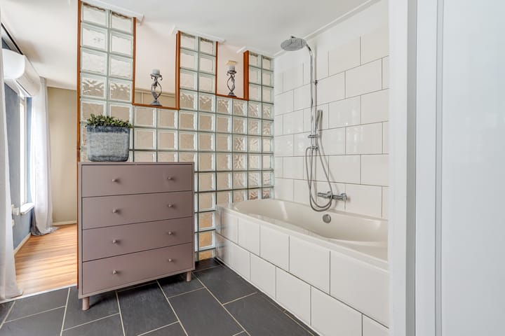 Foto 21 van Tiendweg 96