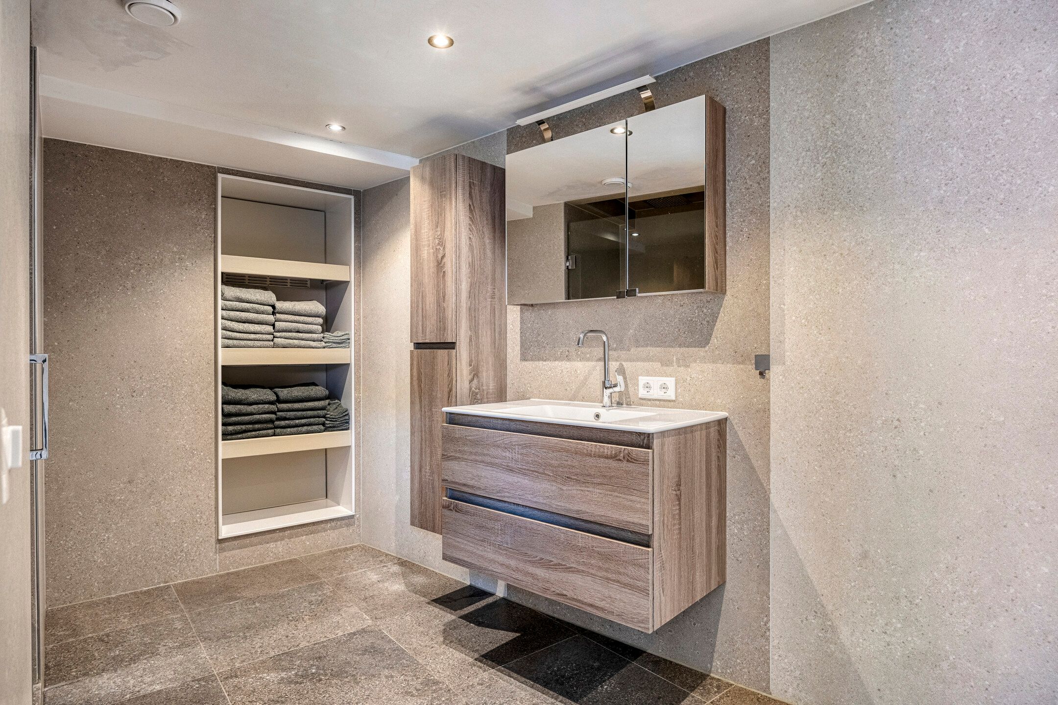 Photo 21 of Holtentorensweg 35