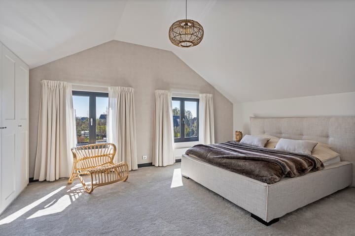 Photo 23 of Oud Adeselaan 6-A