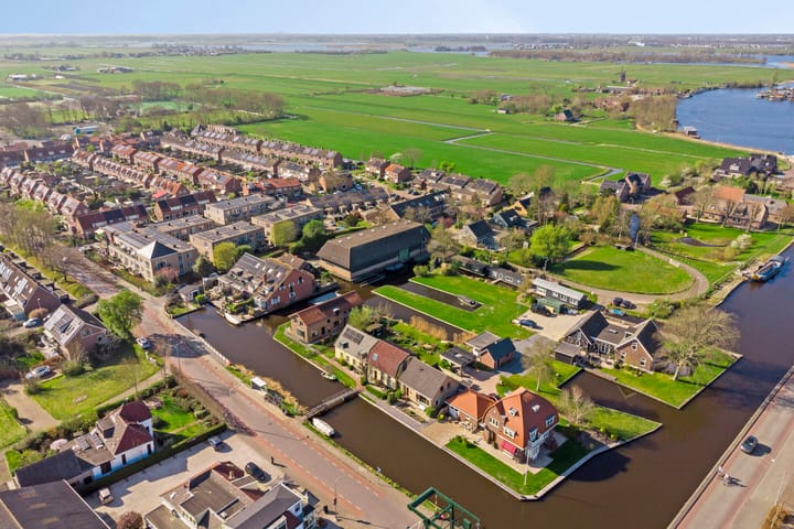 Photo 59 of Oud Adeselaan 6-A