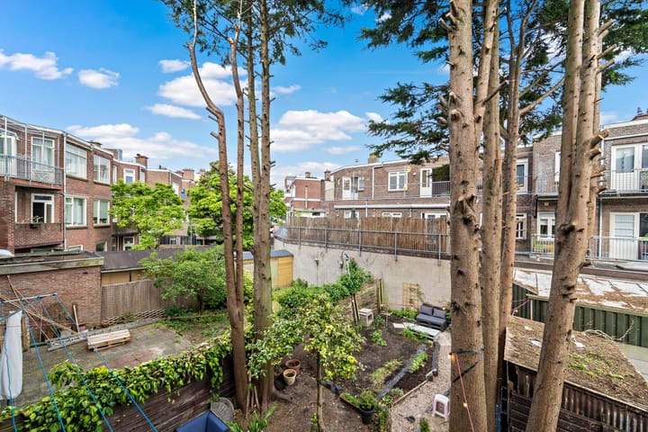 Foto 12 van Goudenregenplein 6