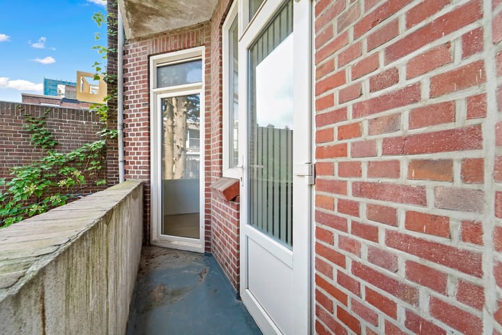 Foto 13 van Goudenregenplein 6