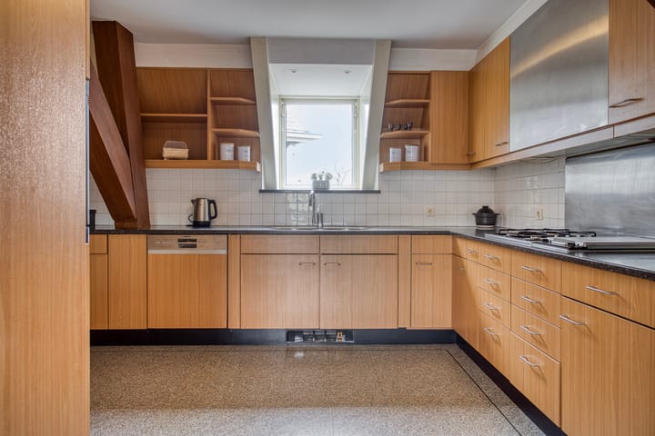 Foto 13 van Dam 21-B