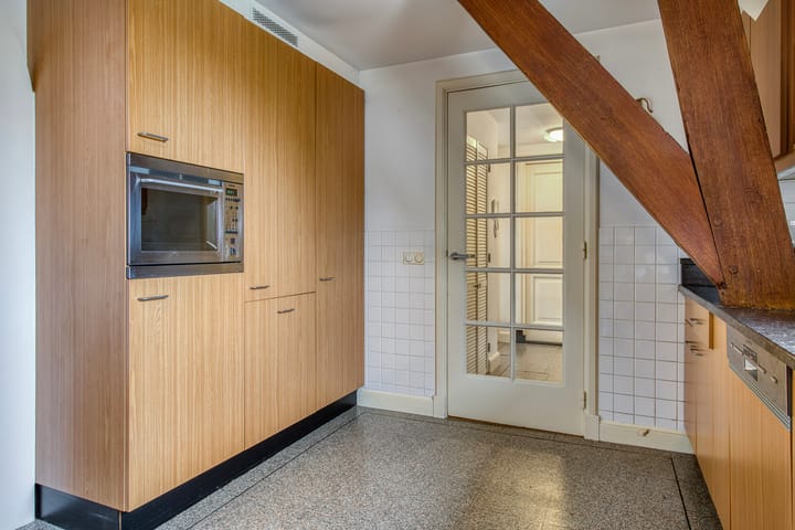 Foto 16 van Dam 21-B