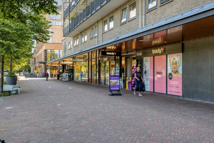 Foto 30 van Clematislaan 14