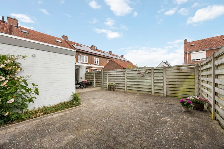 Photo 35 of Wilhelminalaan 36