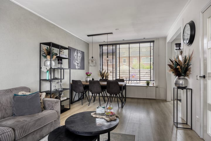 Foto 8 van de Ruijterstraat 25