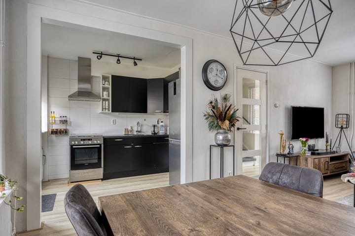 Foto 10 van de Ruijterstraat 25