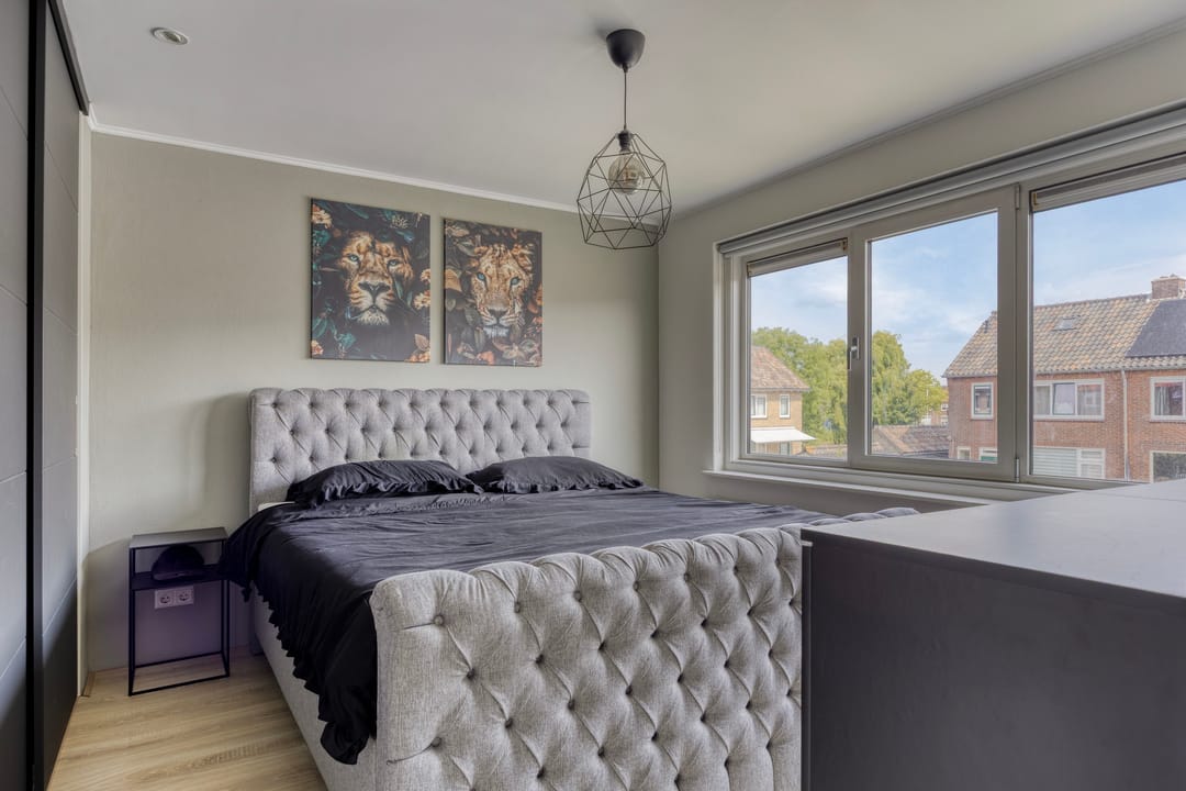 Foto 13 van de Ruijterstraat 25