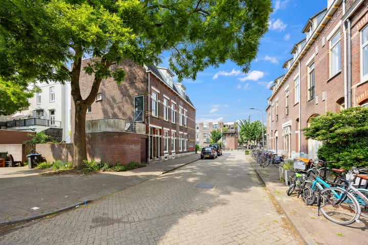Foto 31 van Schoolstraat 2