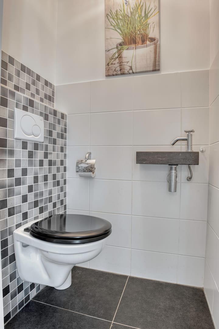 Foto 8 van J.G. Suurhoffstraat 21