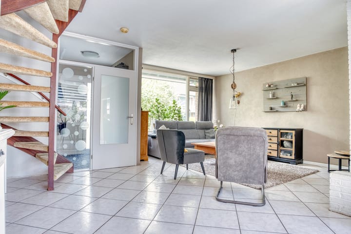 Foto 11 van J.G. Suurhoffstraat 21