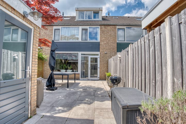 Foto 39 van J.G. Suurhoffstraat 21