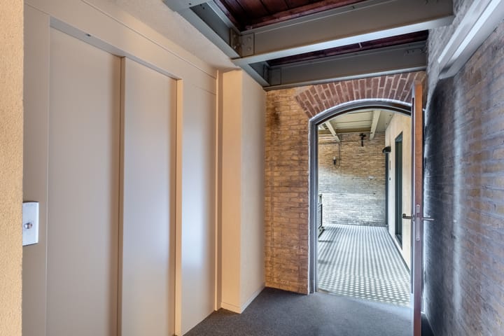 Photo 15 of Romkeslaan 45