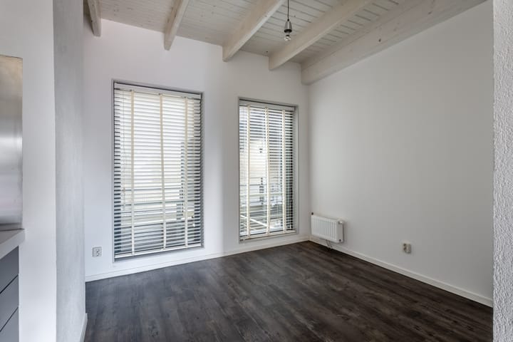 Photo 24 of Romkeslaan 45