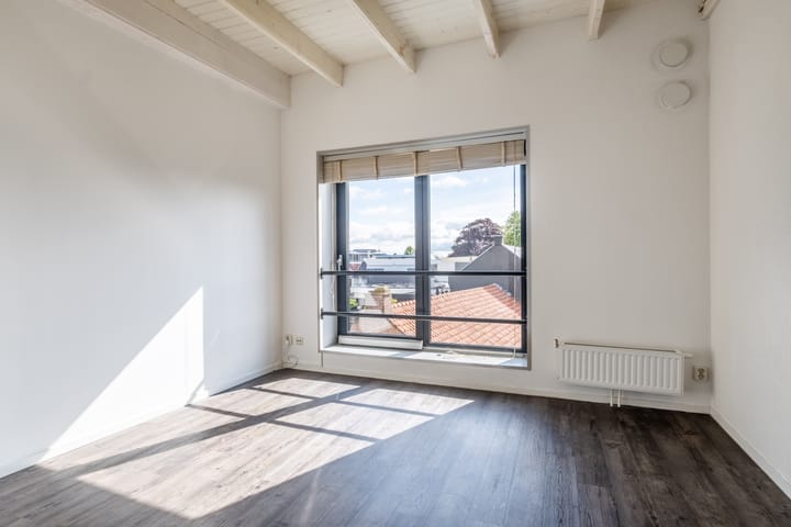 Photo 30 of Romkeslaan 45