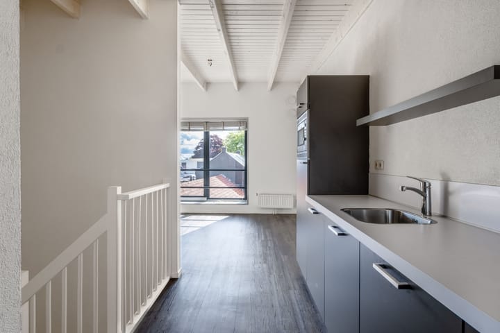 Photo 32 of Romkeslaan 45