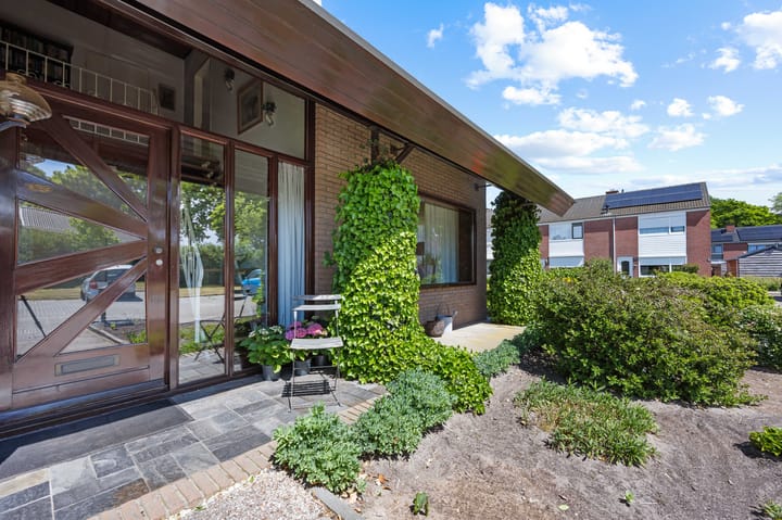 Photo 38 of Willem Grolstraat 122