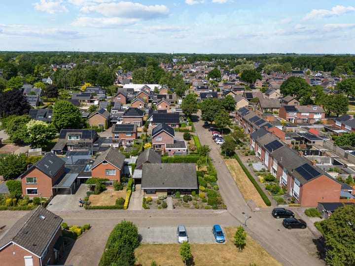 Photo 46 of Willem Grolstraat 122